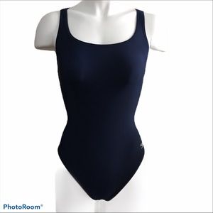 Speedo Swimsuit one piece black size 10